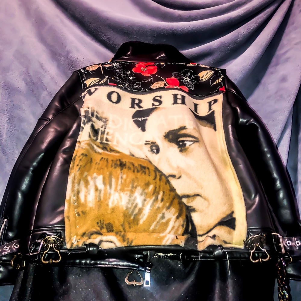 Men’s Leather Jacket